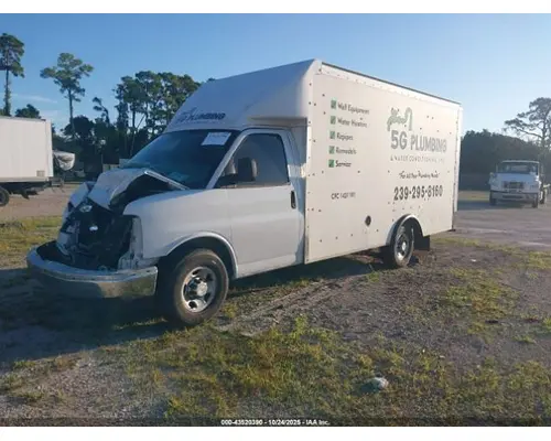 CHEVROLET Express Complete Vehicle