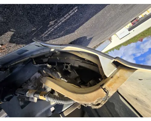 CHEVROLET GM515 Hood