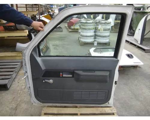 CHEVROLET KODIAK 1990-2002 DOOR ASSEMBLY, FRONT
