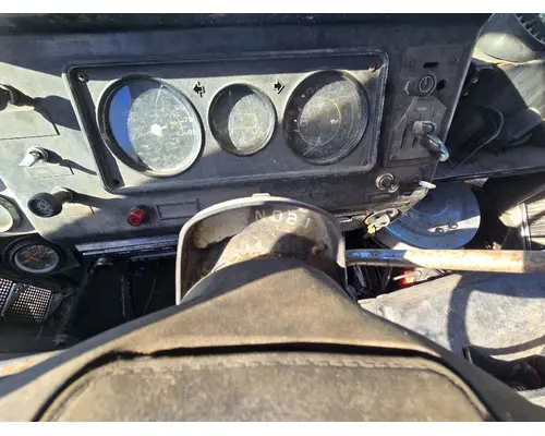 CHEVROLET P30 Instrument Cluster