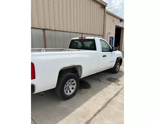 CHEVROLET SILVERADO 1500 PICKUP Complete Vehicle