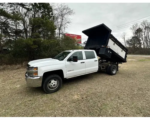 CHEVROLET SILVERADO 3500HD Complete Vehicle