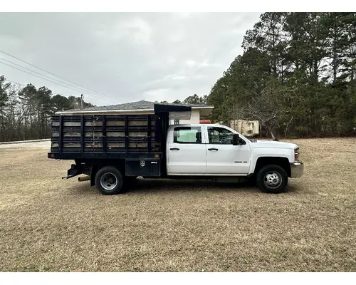 CHEVROLET SILVERADO 3500HD Complete Vehicle