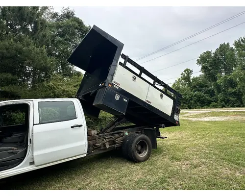 CHEVROLET SILVERADO 3500HD Complete Vehicle