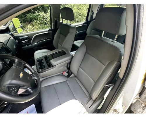 CHEVROLET SILVERADO 5500HD Complete Vehicle