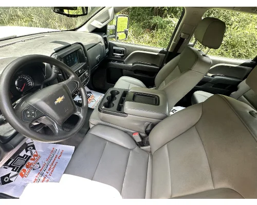 CHEVROLET SILVERADO 5500HD Complete Vehicle