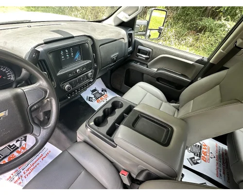 CHEVROLET SILVERADO 5500HD Complete Vehicle