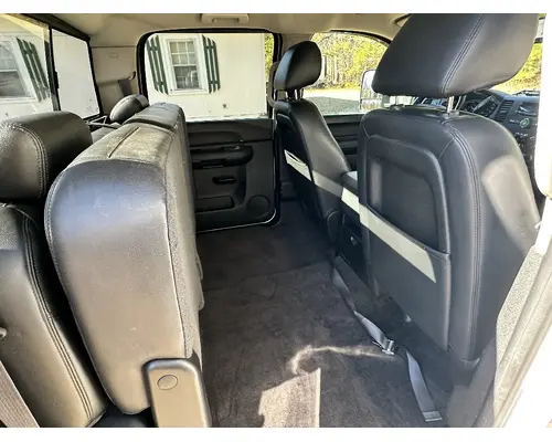 CHEVROLET Silverado 2500HD Complete Vehicle