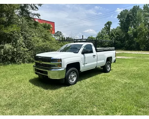 CHEVROLET Silverado 2500HD Complete Vehicle