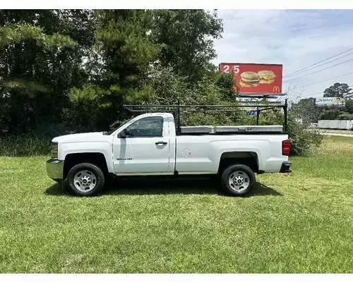 CHEVROLET Silverado 2500HD Complete Vehicle