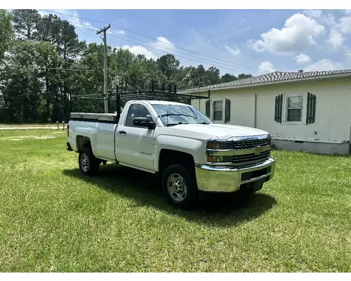 CHEVROLET Silverado 2500HD Complete Vehicle