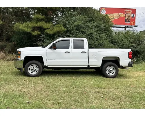CHEVROLET Silverado 2500HD Complete Vehicle