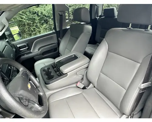 CHEVROLET Silverado 2500HD Complete Vehicle