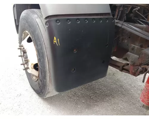 CHEVROLET T6500 FENDER EXTENSION