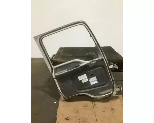 CHEVROLET T7500 Door Assembly