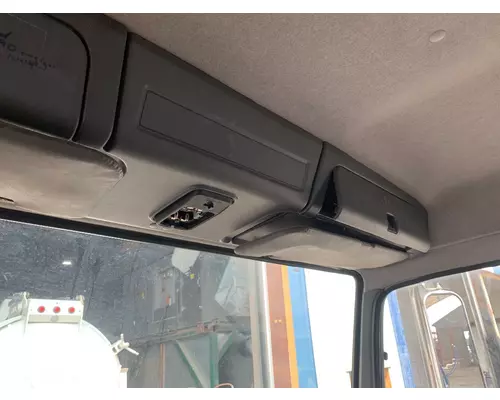 CHEVROLET T7 Cab Mount