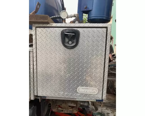 CHEVROLET T7 Tool Box