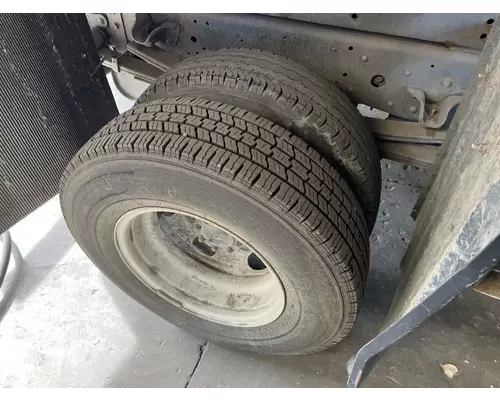 CHEVROLET W3500 Hub