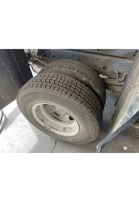 CHEVROLET W3500 Hub
