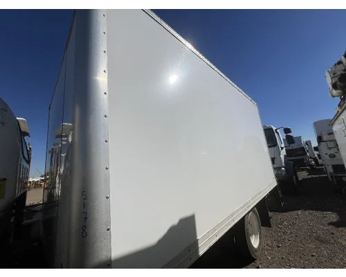 CHEVROLET W4500 Box  Bed