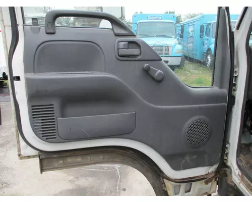 CHEVROLET W4500 DOOR ASSEMBLY, FRONT