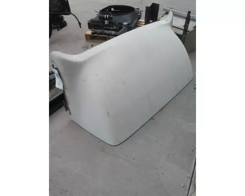 CHEVROLET W4500 FAIRING, WIND DEFLECTOR ROOF