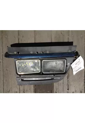 CHEVROLET W4500 Headlamp Assembly