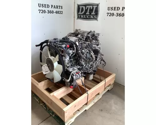 CHEVROLET W5500 Engine Assembly