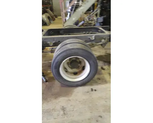 CHEVROLET W5500 Rears (Rear)