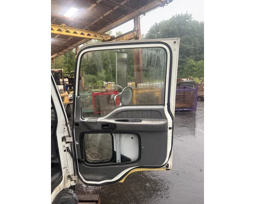 CHEVROLET WT5500 Door Assembly, Front