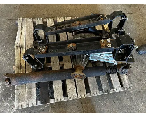 CHEVY C4500 Axle Assy, Fr (4WD)