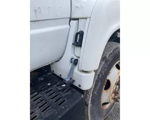 CHEVY C6500 Fender Extension