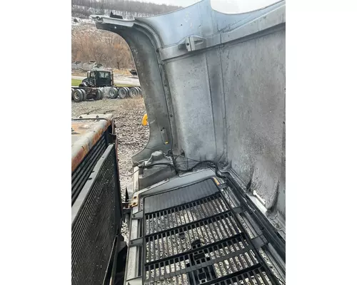 CHEVY C6500 Hood