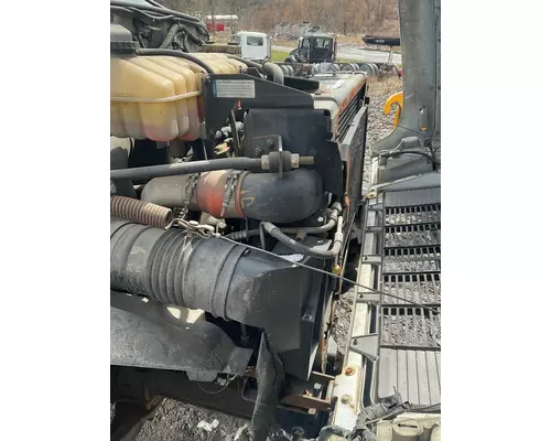 CHEVY C6500 Radiator