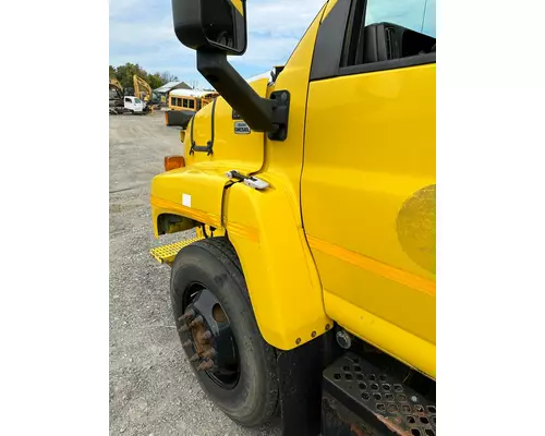 CHEVY C7500 Fender Extension