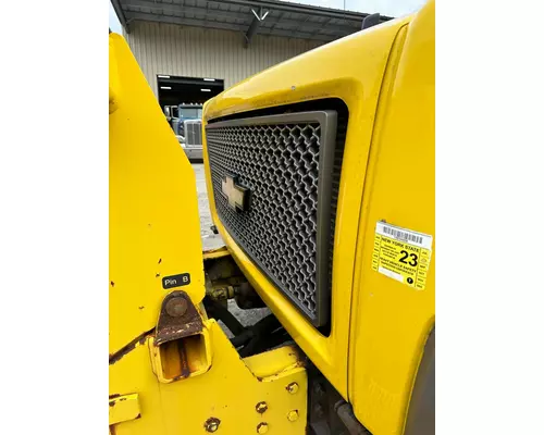 CHEVY C7500 Grille