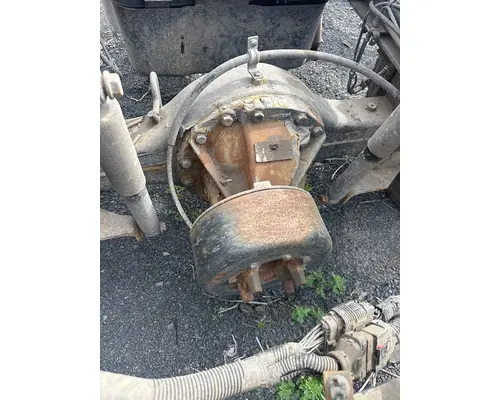 CHEVY GM515 Axle Assembly, Rear