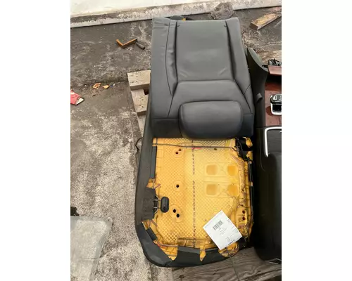 CHRYSLER 300 Seat, Rear