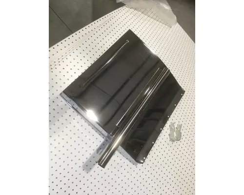 CHVP CHROME FENDER-QUARTER 