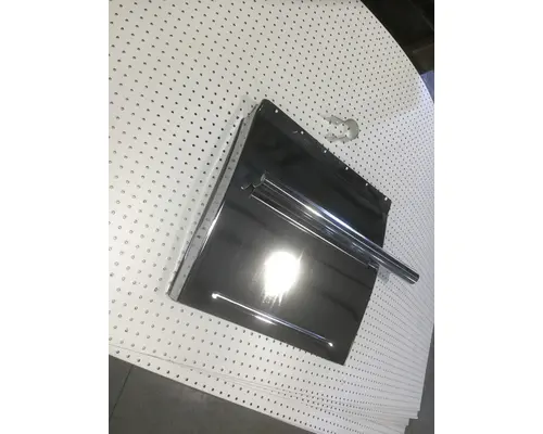 CHVP CHROME FENDER-QUARTER 