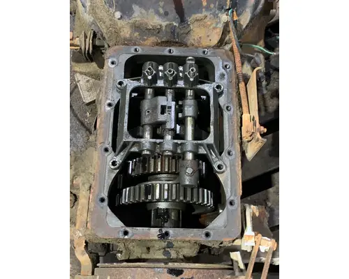 CLARK 282V37 Transmission Assembly