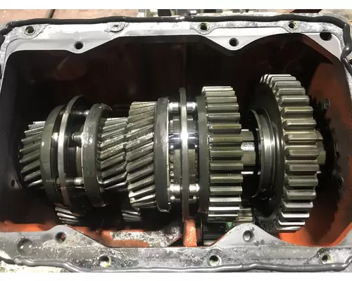 CLARK 282V Transmission