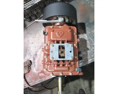 CLARK CL557 TRANSMISSION ASSEMBLY