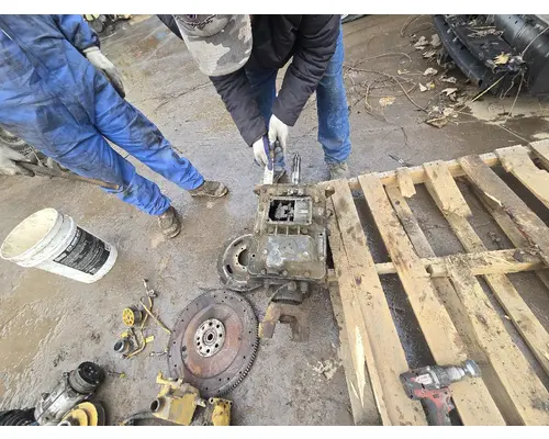 CLARK CL558 Transmission Assembly