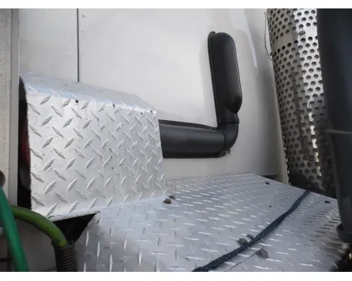 CLIMACAB ELECTRIC (BATTERY POWERED ) AUXILIARY POWER UNIT