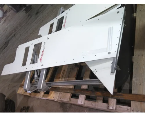 CONMET TRUCK WINGS FAIRING, WIND DEFLECTOR ROOF