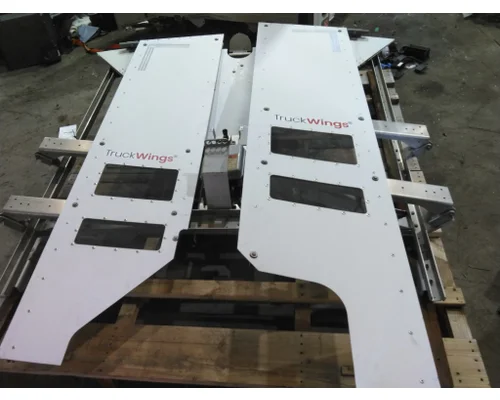 CONMET TRUCK WINGS FAIRING, WIND DEFLECTOR ROOF