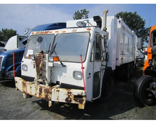 CRANE CARRIER LET CAB