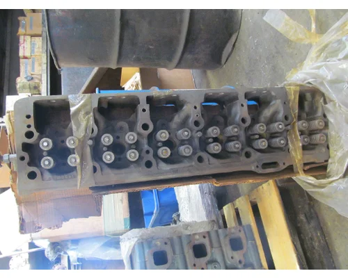 CUMMINS 160 Cylinder Head