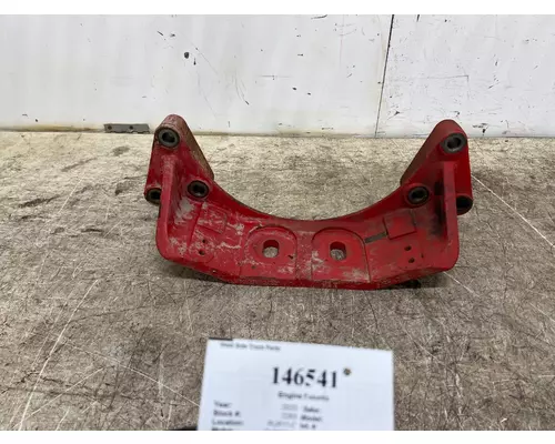 CUMMINS 2883239 Engine Mounts